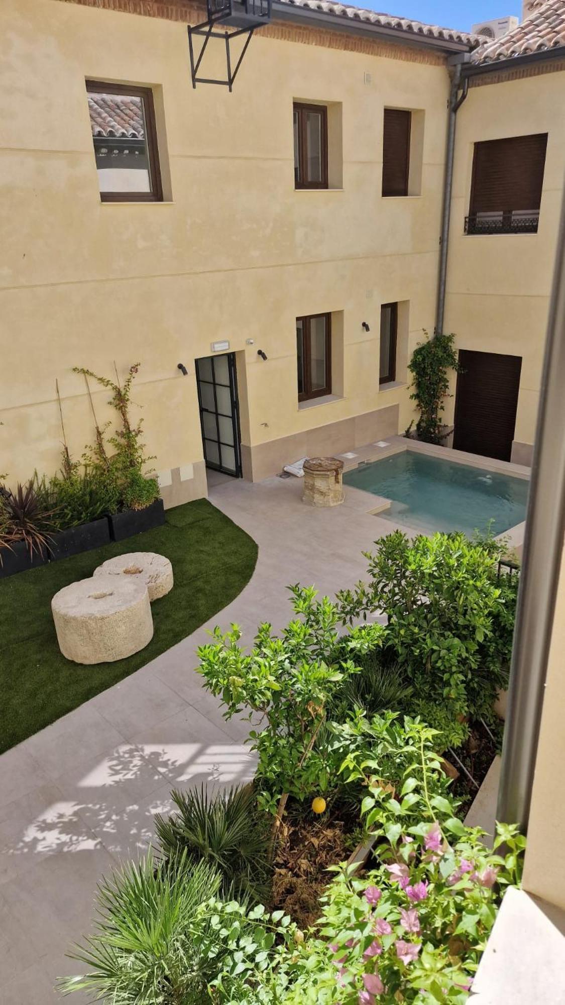 Appartamento Apartamento En Toledo Bagu Esterno foto