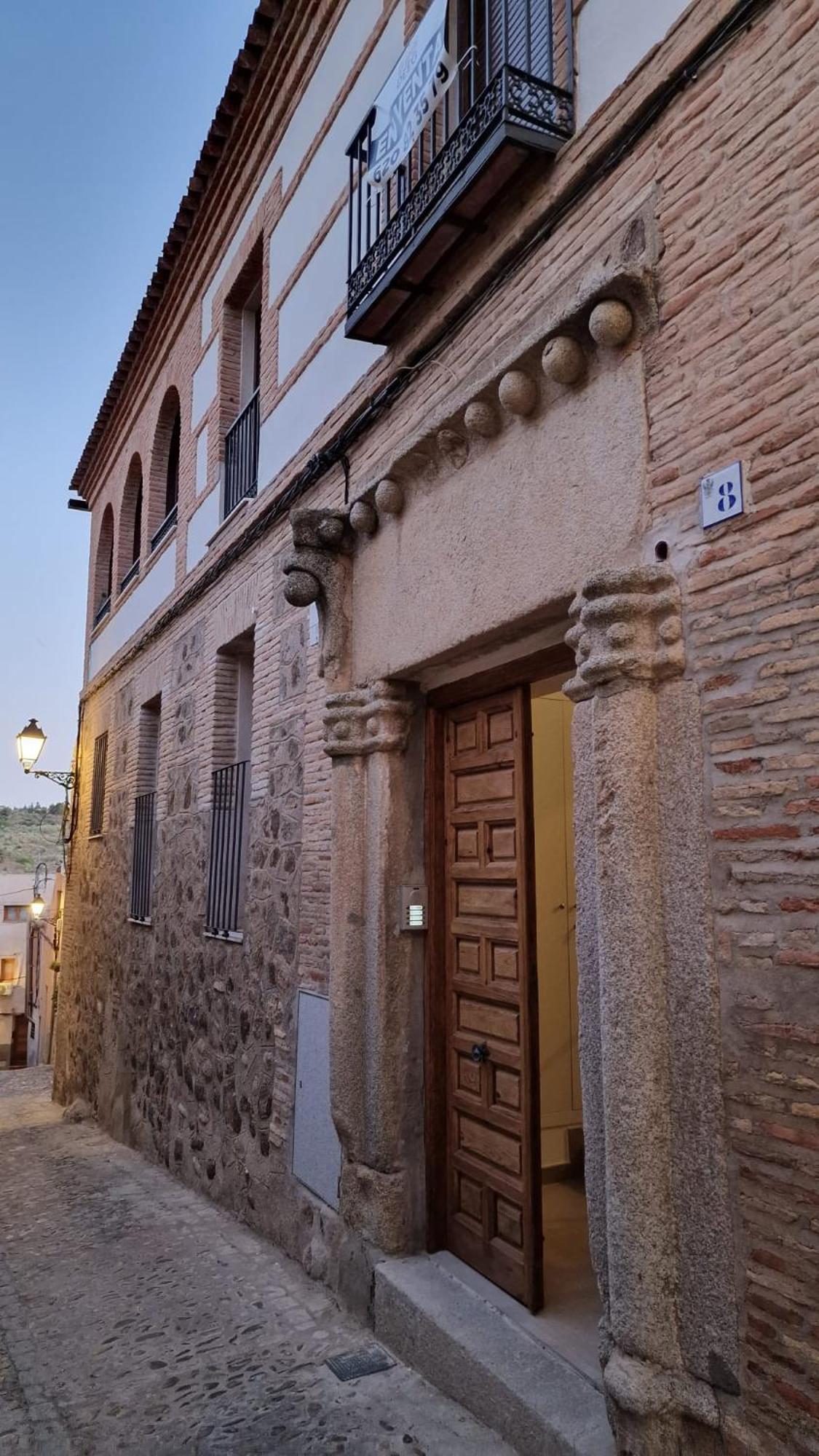 Appartamento Apartamento En Toledo Bagu Esterno foto
