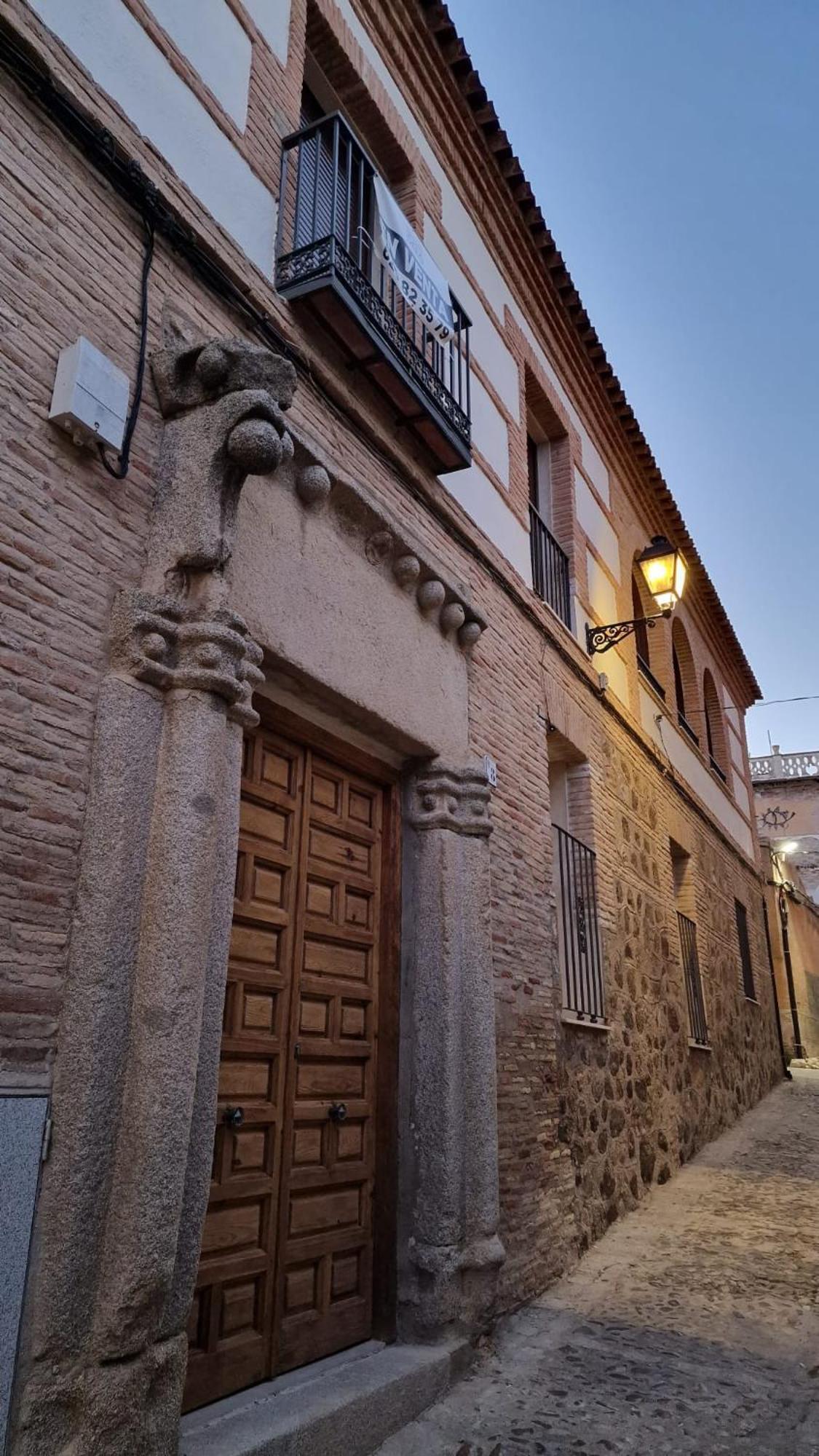 Appartamento Apartamento En Toledo Bagu Esterno foto